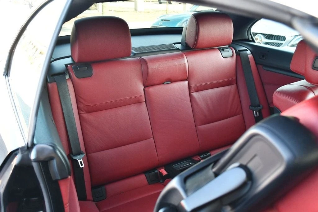 2011 BMW E93 335i Convertible - Image 19 of 31