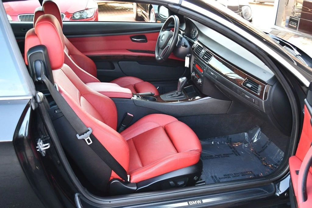 2011 BMW E93 335i Convertible - Image 20 of 31