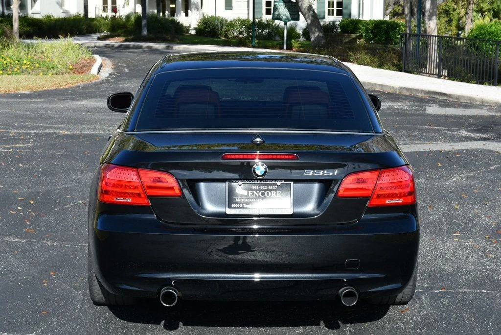 2011 BMW E93 335i Convertible - Image 5 of 12