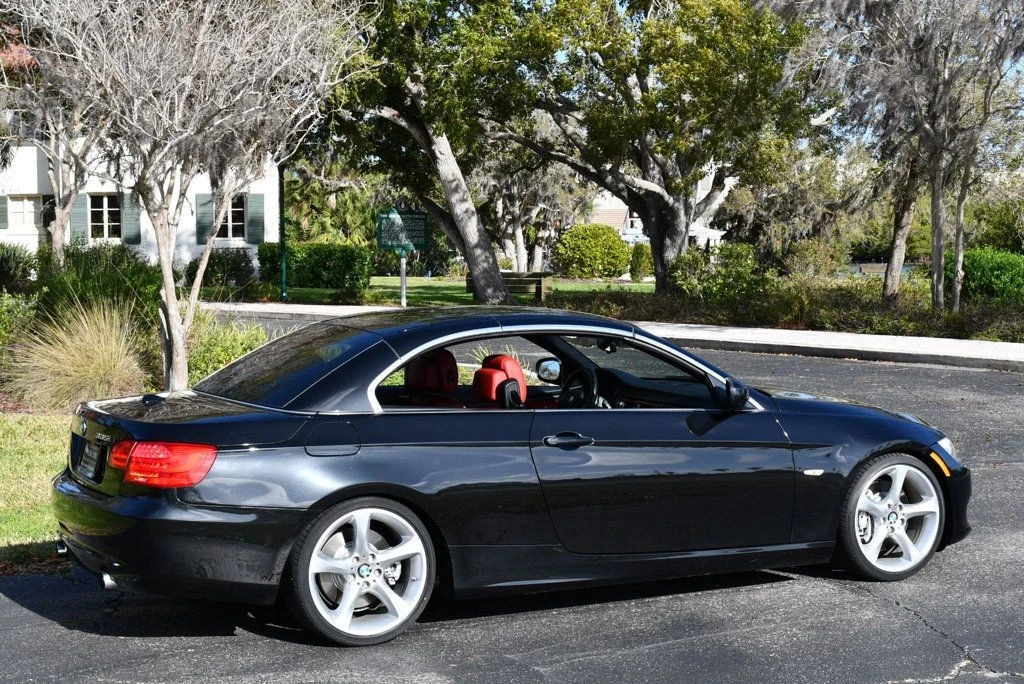 2011 BMW E93 335i Convertible - Image 8 of 31