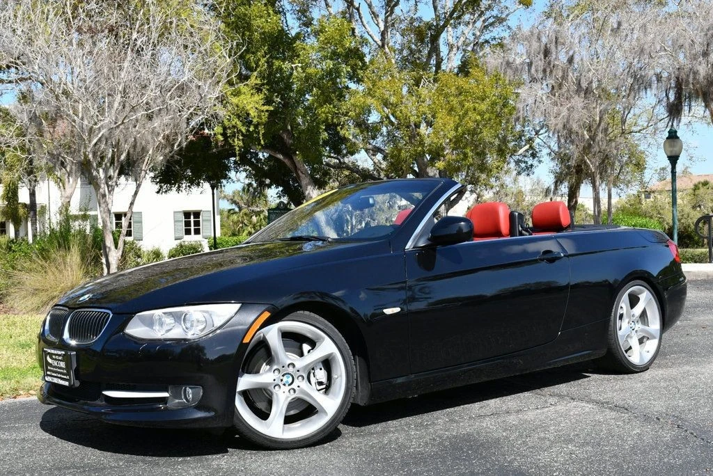 2011 BMW E93 335i Convertible - Image 21 of 31