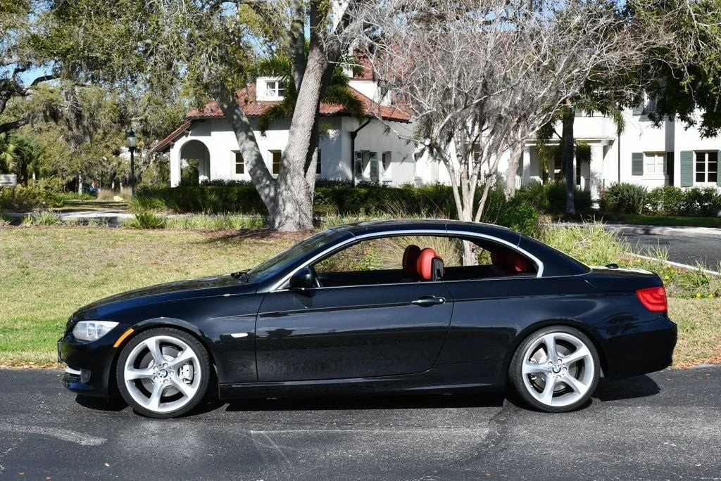 2011 BMW E93 335i Convertible - Image 29 of 31