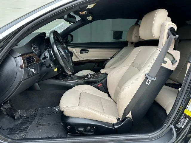 2011 BMW E93 335i Convertible - Image 9 of 21