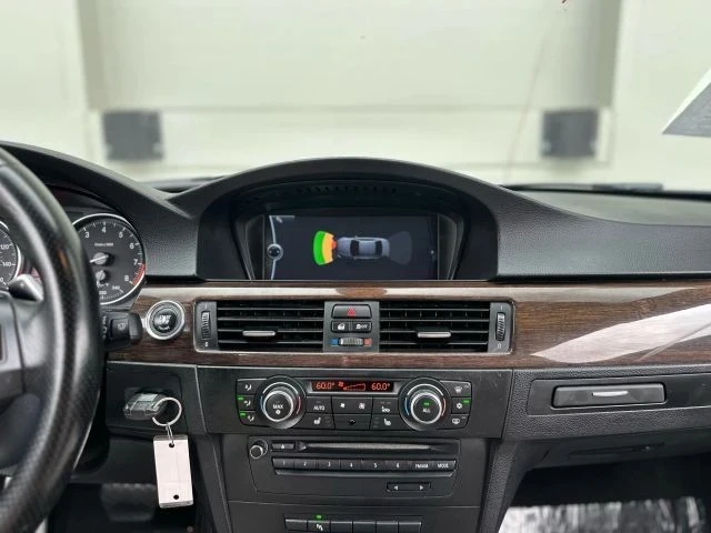 2011 BMW E93 335i Convertible - Image 18 of 21