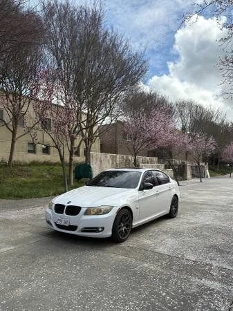 2011 BMW 3 Series - Image 8 of 11
