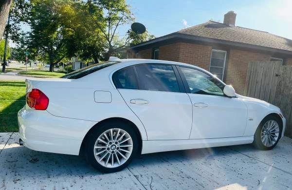 2011 BMW E90 335i Sedan - Image 4 of 13