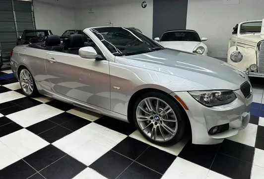 2011 BMW 335i Convertible