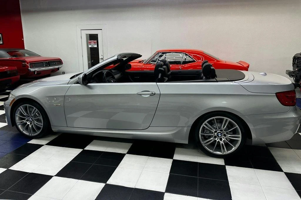 2011 BMW E90 335i Sedan - Image 18 of 31