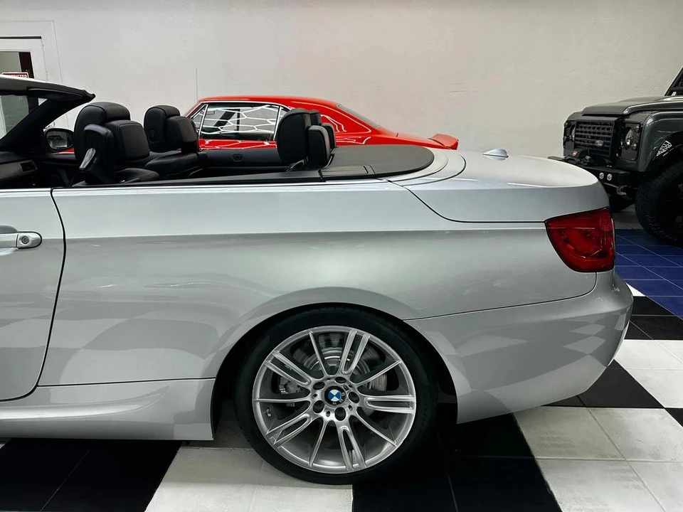 2011 BMW E90 335i Sedan - Image 19 of 31