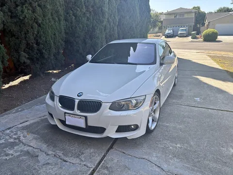 2011 BMW 335i Convertible M Sport Package