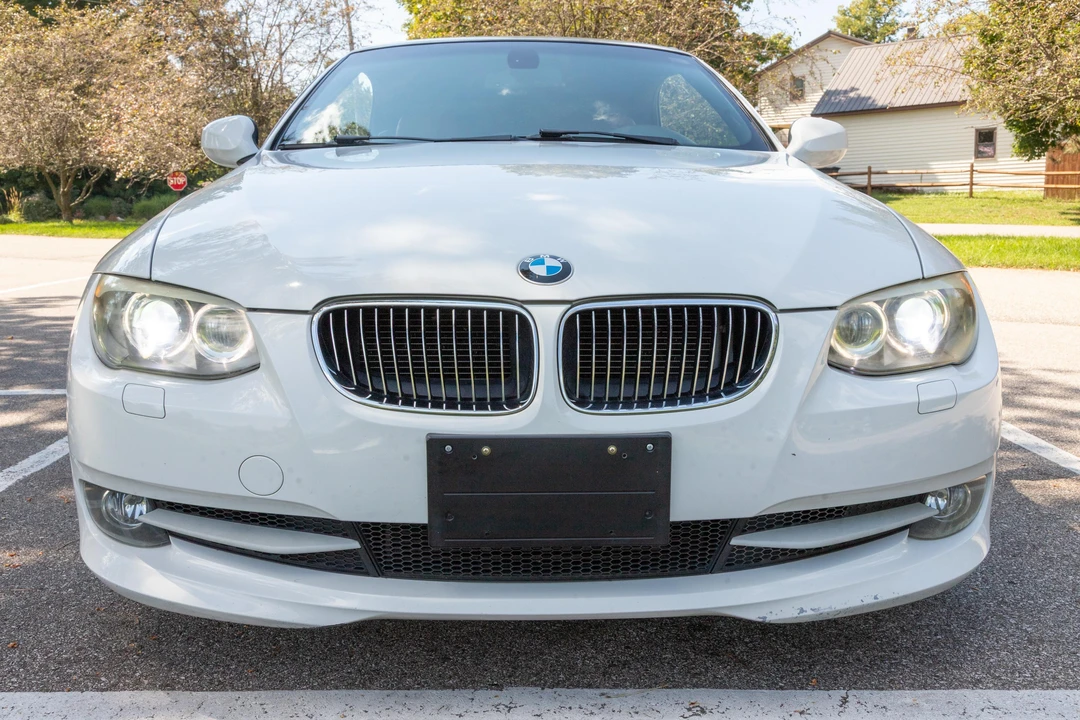 2011 BMW E93 335i Convertible - Image 6 of 31