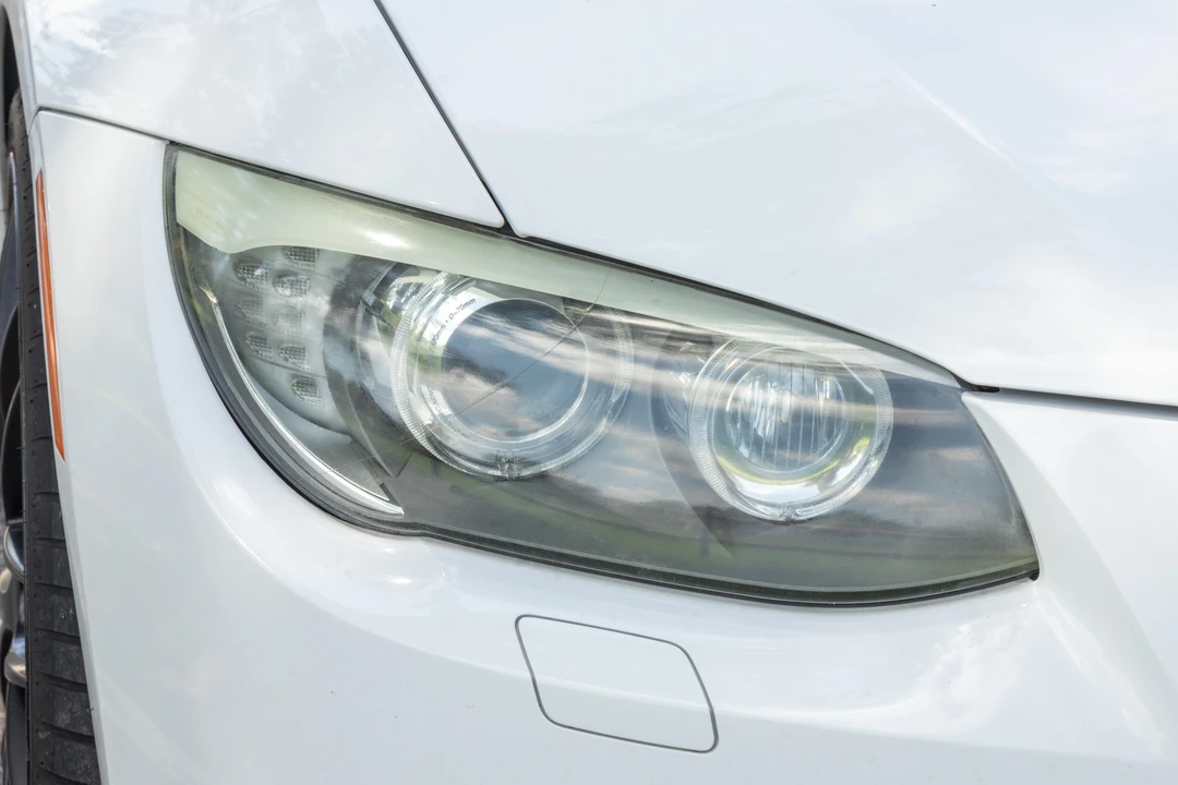 2011 BMW E93 335i Convertible - Image 17 of 31
