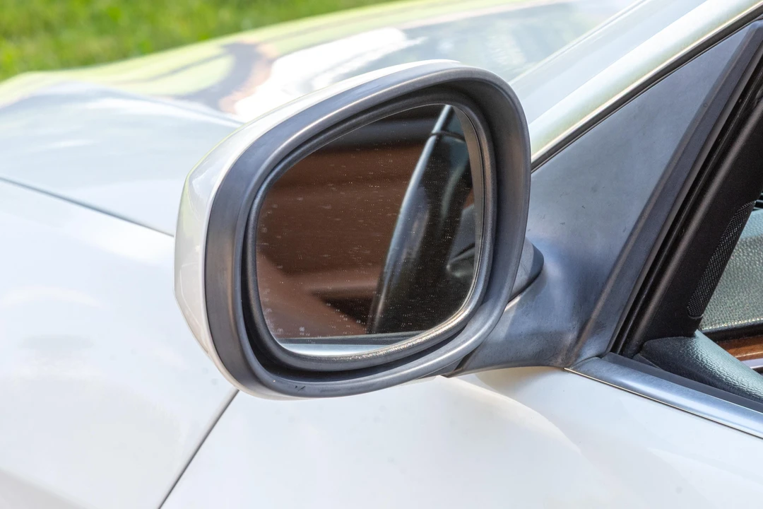 2011 BMW E93 335i Convertible - Image 21 of 31