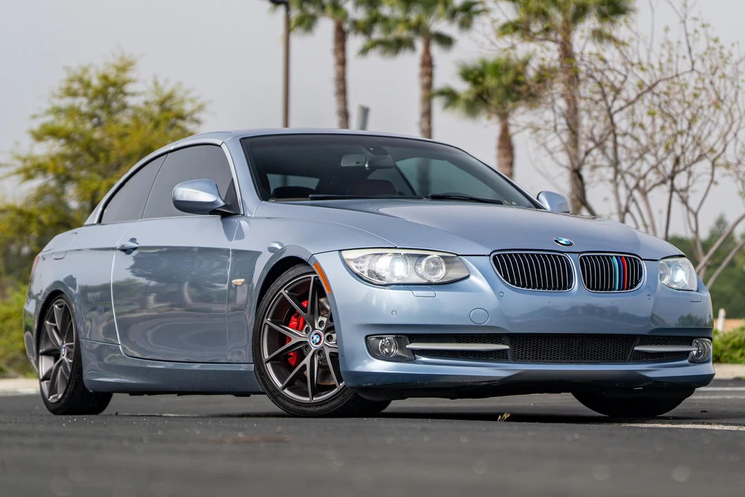2011 BMW E93 335i Convertible - Image 16 of 31