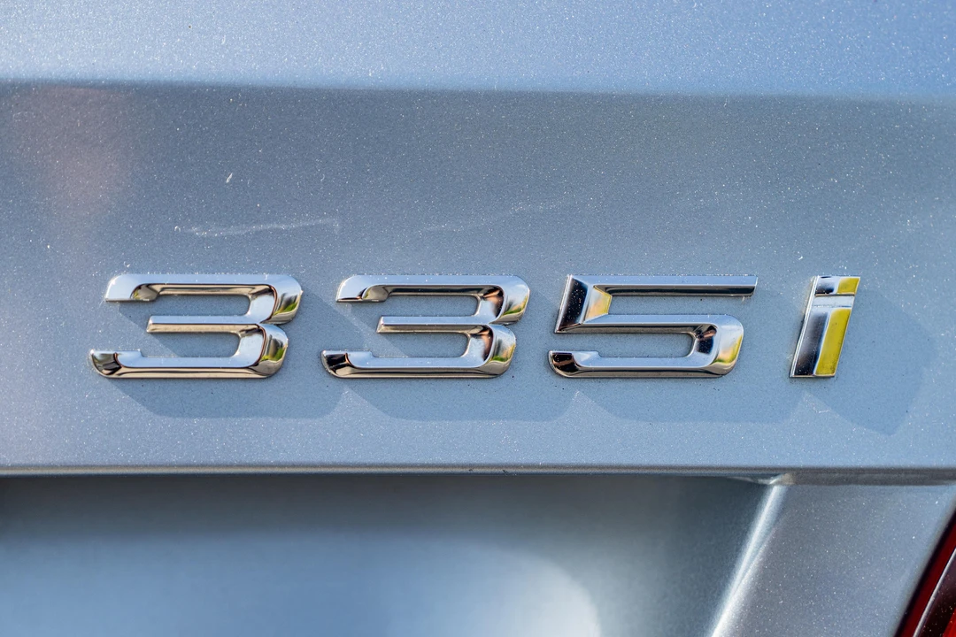 2011 BMW E93 335i Convertible - Image 27 of 31