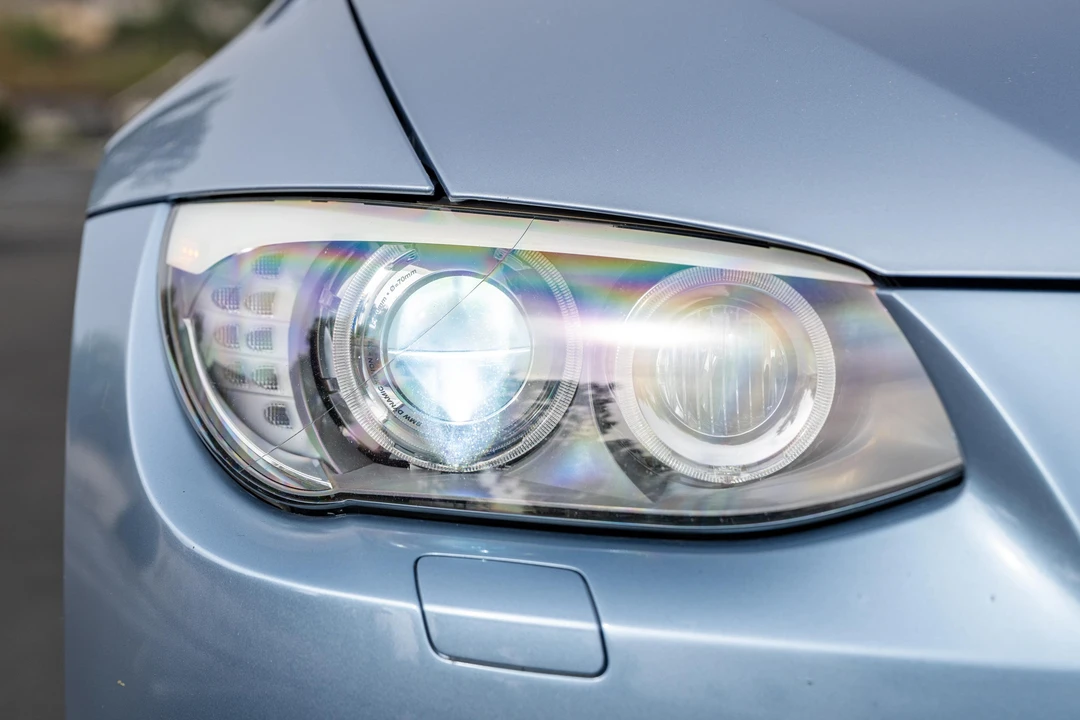 2011 BMW E93 335i Convertible - Image 18 of 31