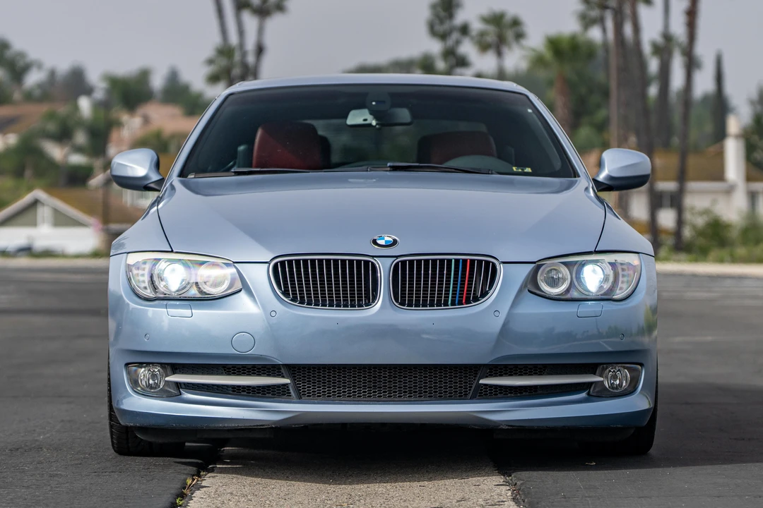 2011 BMW E93 335i Convertible - Image 10 of 31