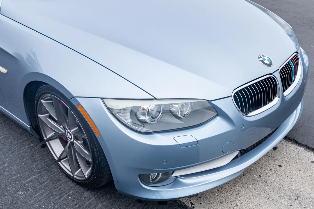 2011 BMW E93 335i Convertible - Image 17 of 31