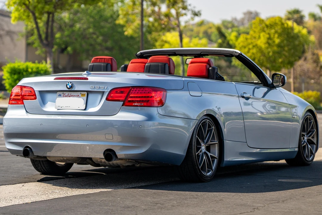 2011 BMW E93 335i Convertible - Image 4 of 31