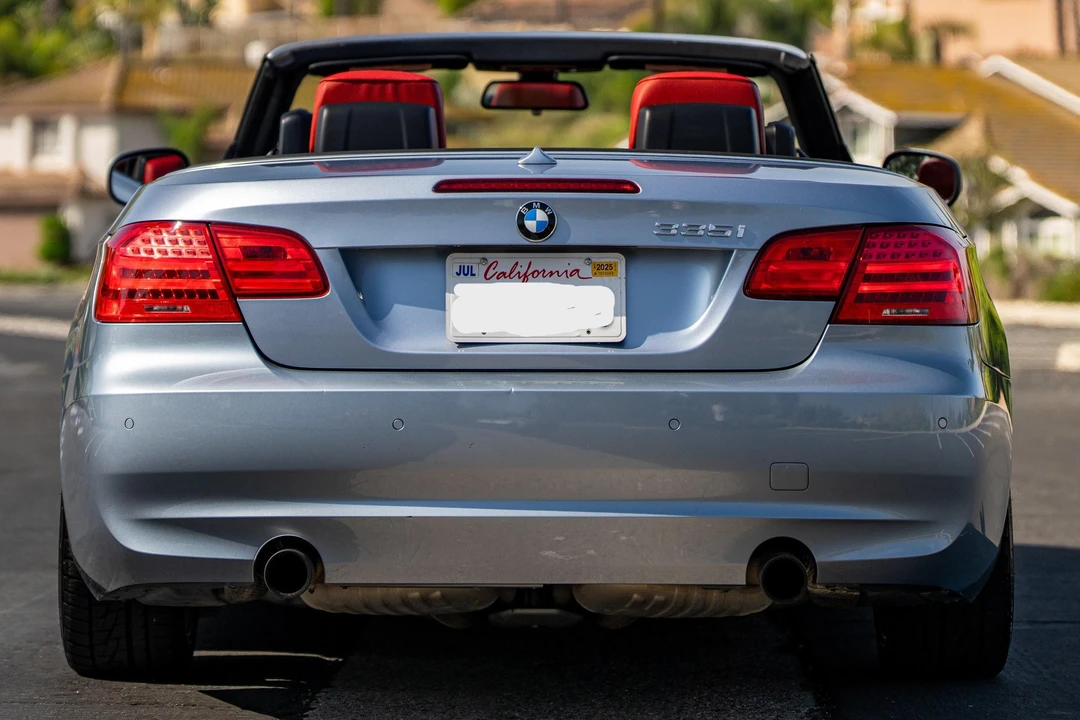 2011 BMW E93 335i Convertible - Image 5 of 31
