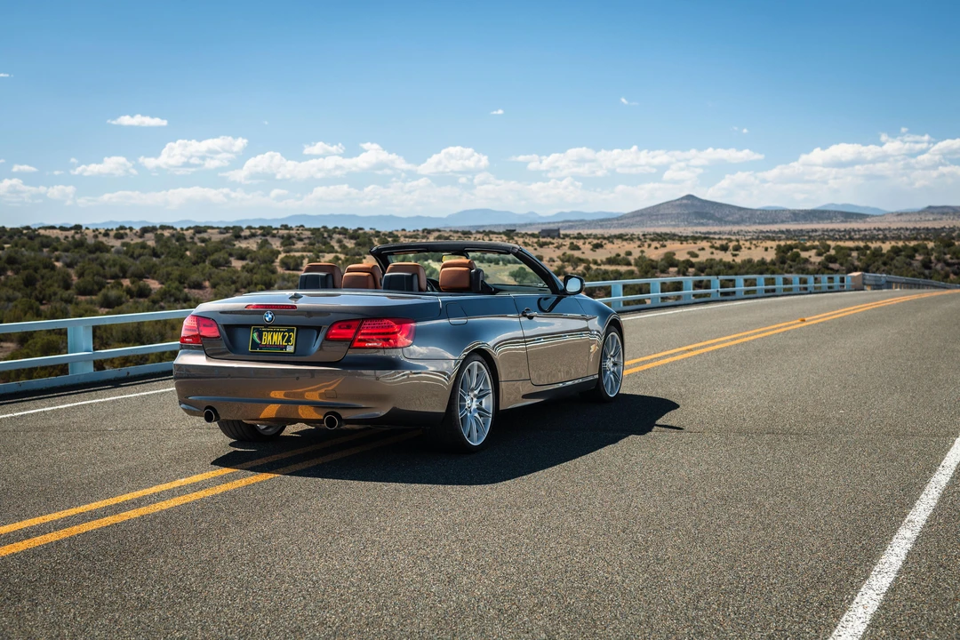 2011 BMW E93 335i Convertible - Image 7 of 31