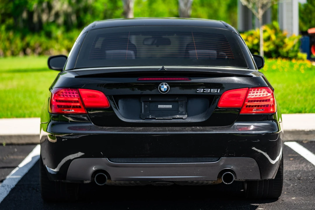 2011 BMW E93 335i Convertible - Image 5 of 31