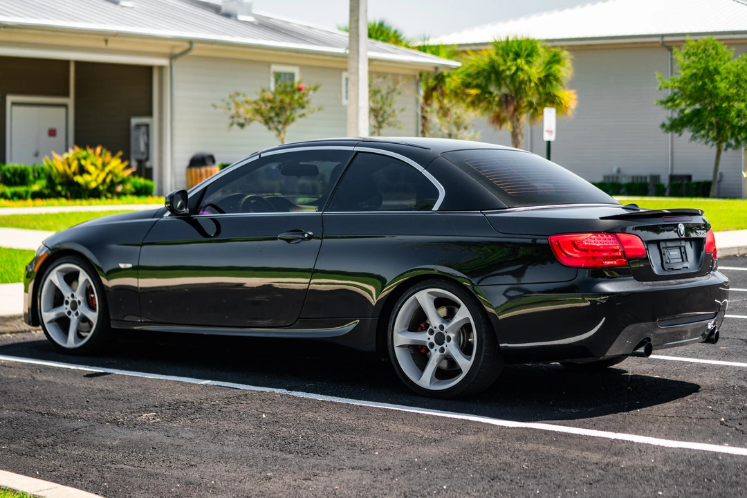 2011 BMW E93 335i Convertible - Image 19 of 31