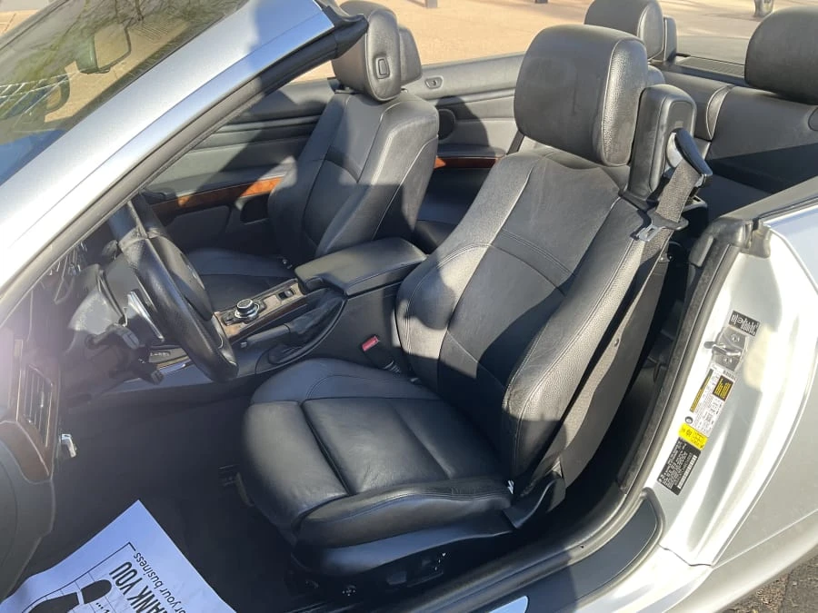 2011 BMW E93 335i Convertible - Image 7 of 12