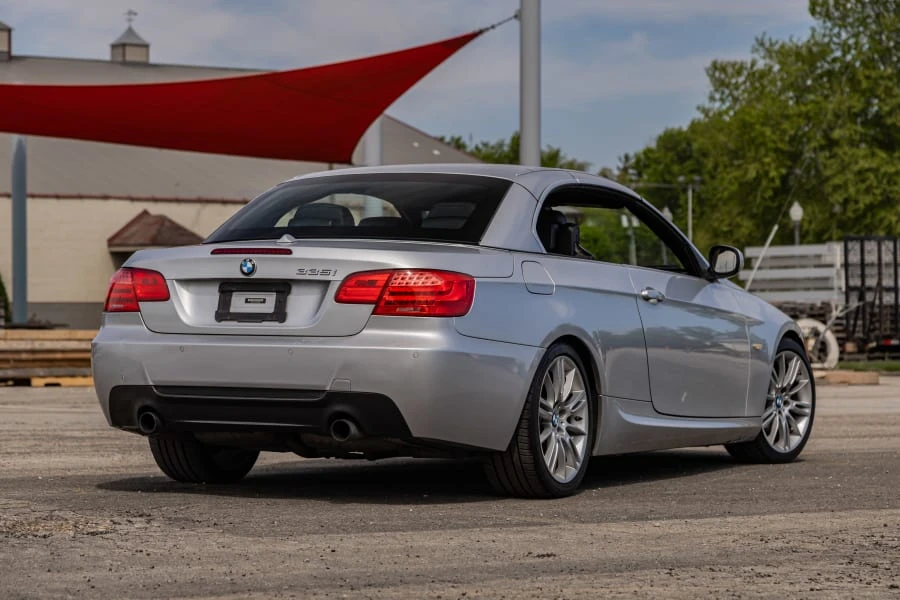 2011 BMW E93 335i Convertible - Image 3 of 30