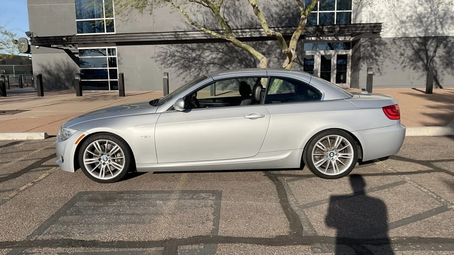 2011 BMW E93 335i Convertible - Image 5 of 11