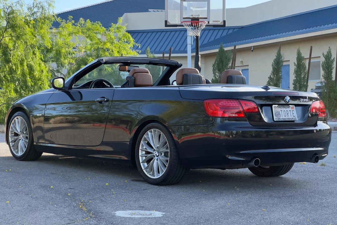 2011 BMW E93 335i Convertible - Image 4 of 31