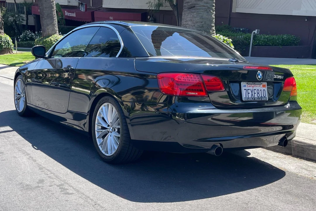 2011 BMW E93 335i Convertible - Image 4 of 31