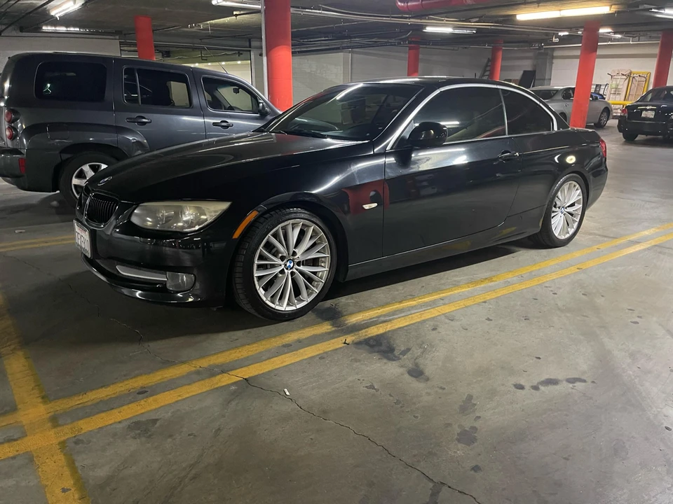 2011 BMW E93 335i Convertible - Image 22 of 31