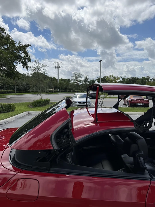 2011 BMW E93 335i Convertible - Image 23 of 31