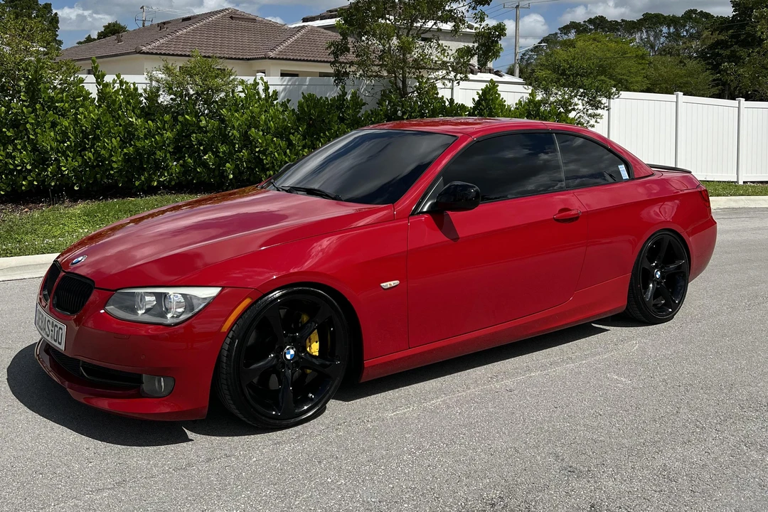 2011 BMW E93 335i Convertible - Image 7 of 31