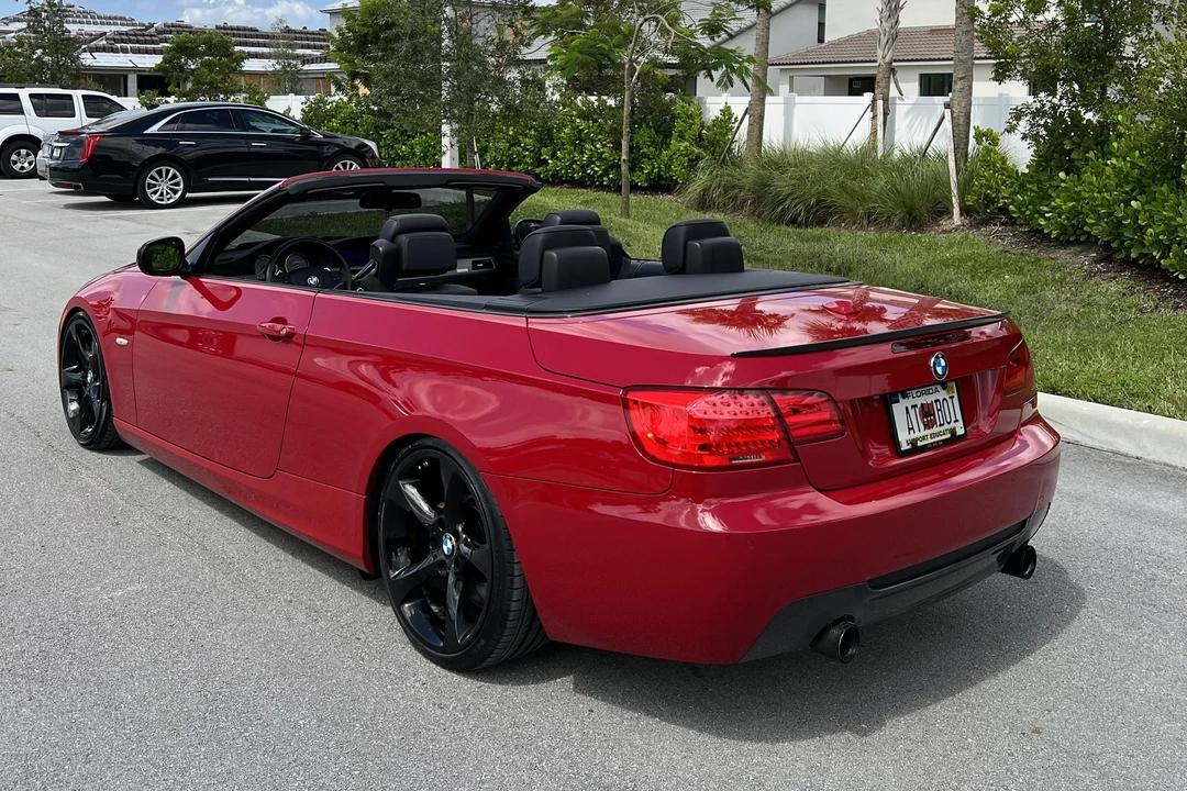 2011 BMW E93 335i Convertible - Image 10 of 31