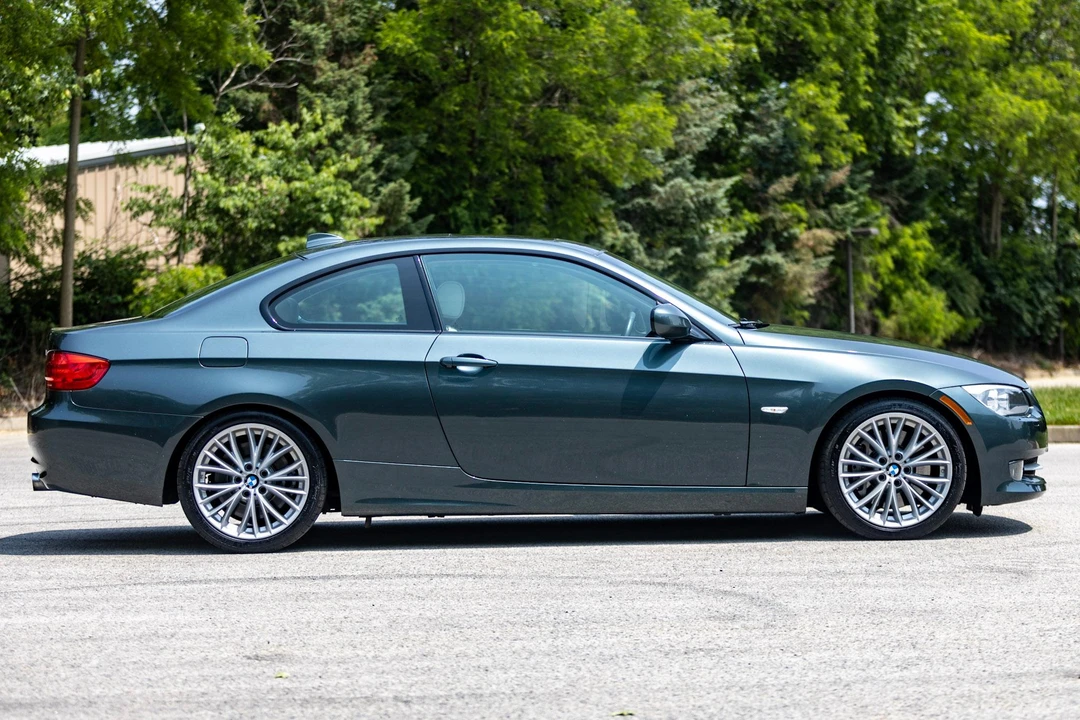 2011 BMW E92 335i Coupe - Image 26 of 31