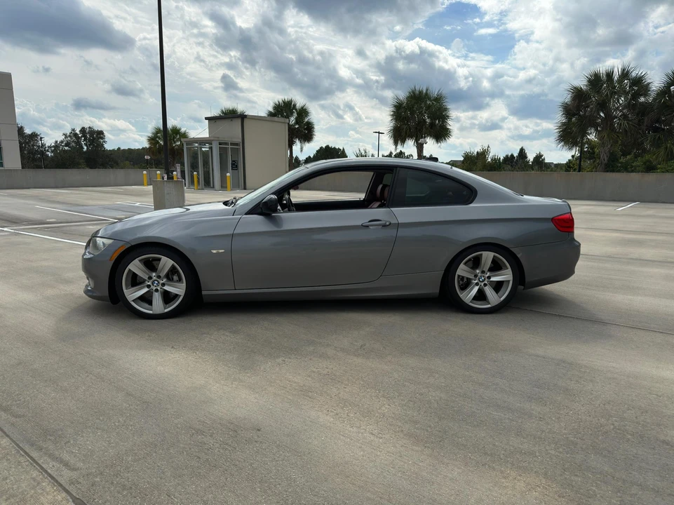 2011 BMW E92 335i Coupe - Image 9 of 23