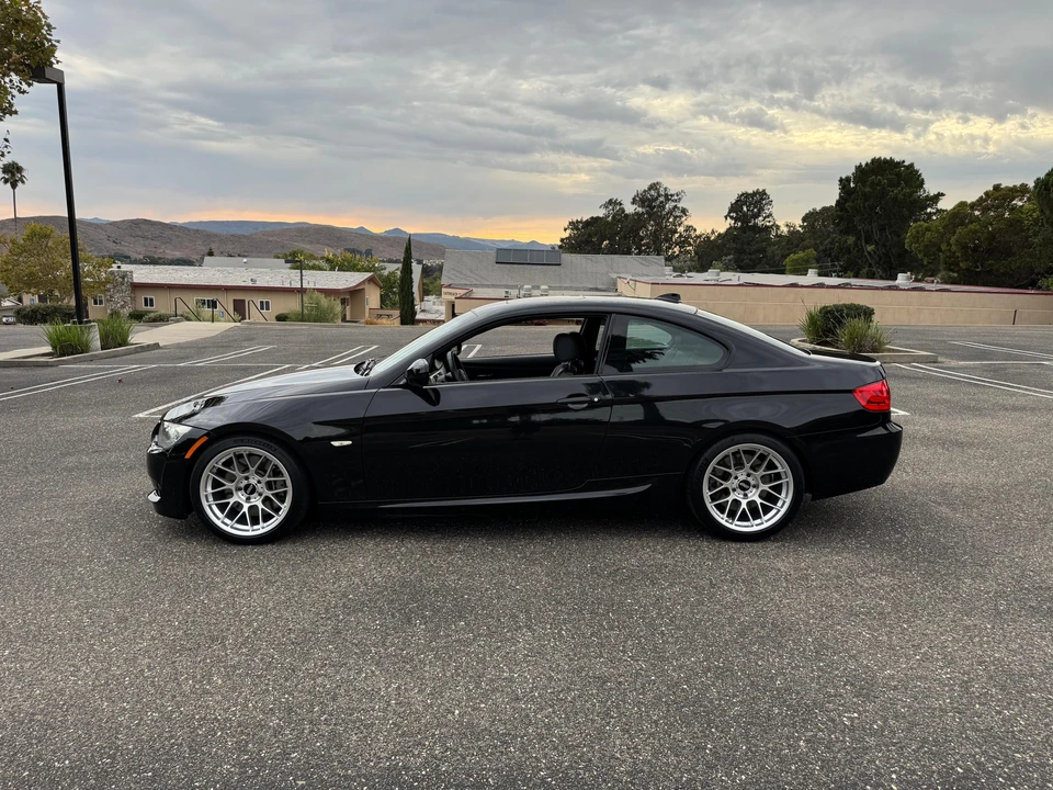 2011 BMW E92 335i Coupe - Image 15 of 31