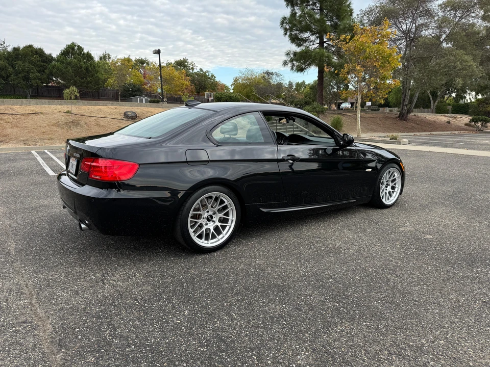 2011 BMW E92 335i Coupe - Image 27 of 31