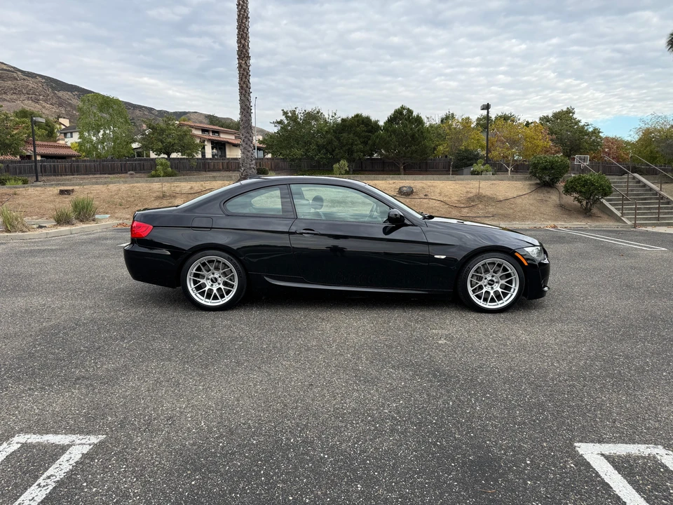 2011 BMW E92 335i Coupe - Image 28 of 31