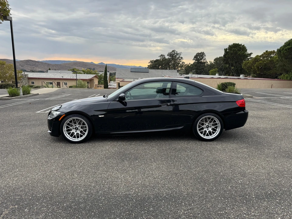 2011 BMW E92 335i Coupe - Image 14 of 31
