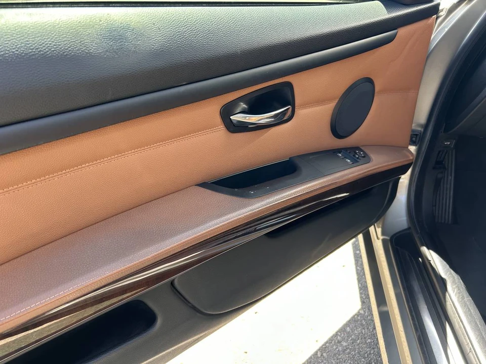 2011 BMW E92 335i Coupe - Image 9 of 20