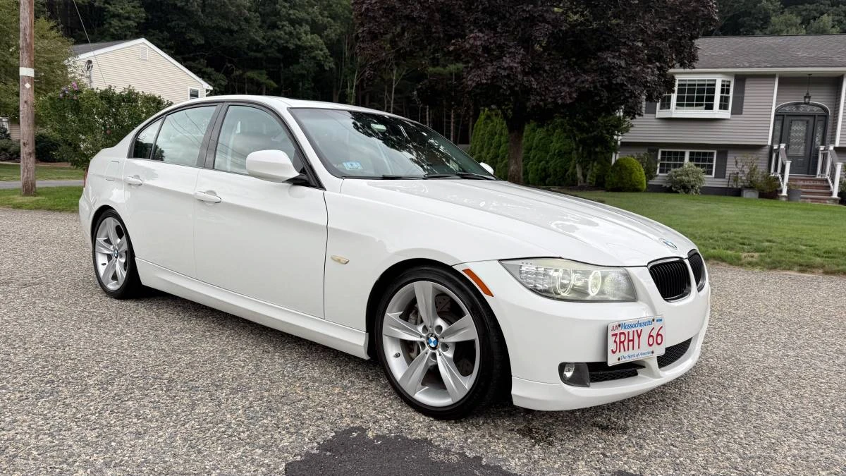 2011 BMW E90 335i Sedan - Image 4 of 20