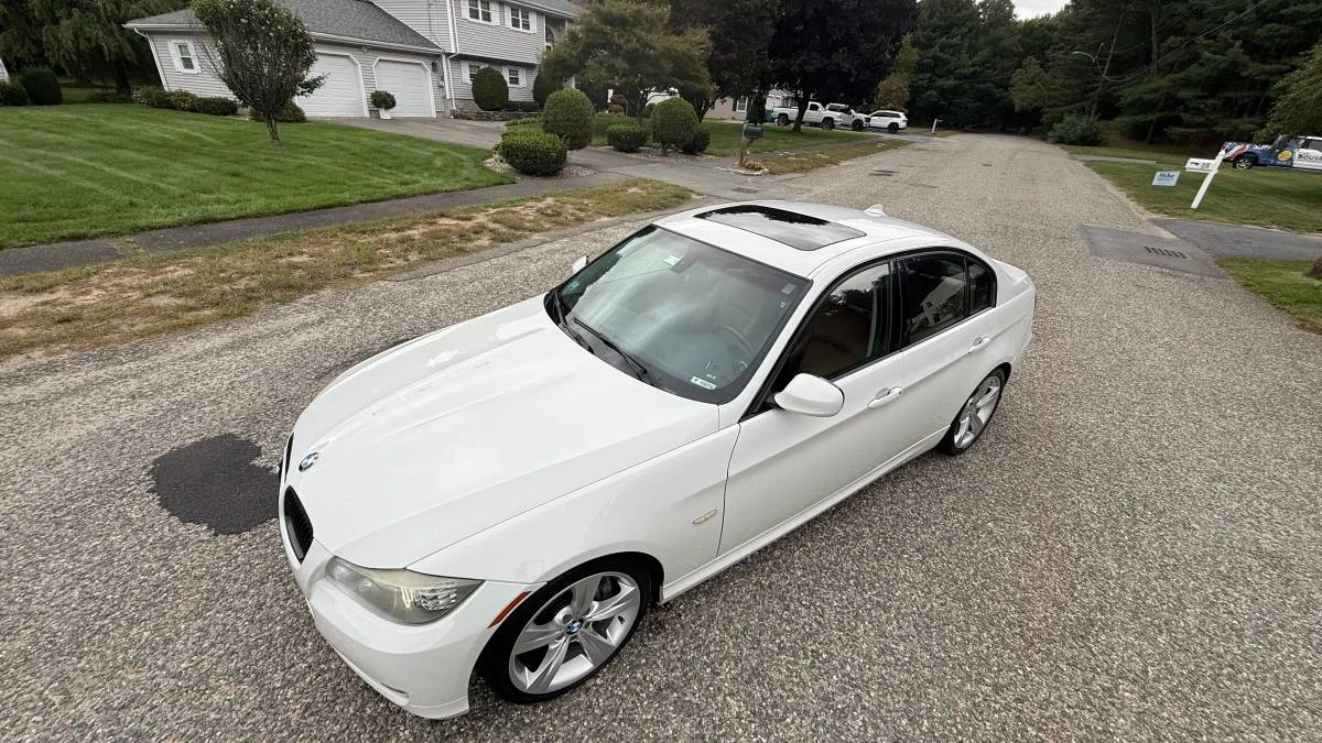 2011 BMW E90 335i Sedan - Image 11 of 20