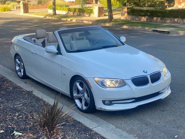 2011 BMW E93 335i Convertible - Image 4 of 13