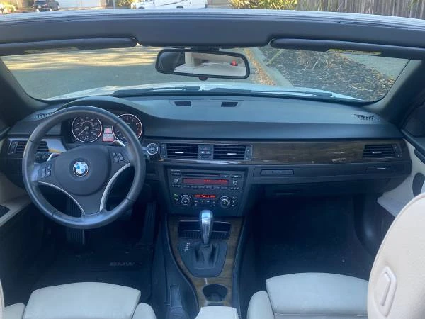 2011 BMW E93 335i Convertible - Image 9 of 13