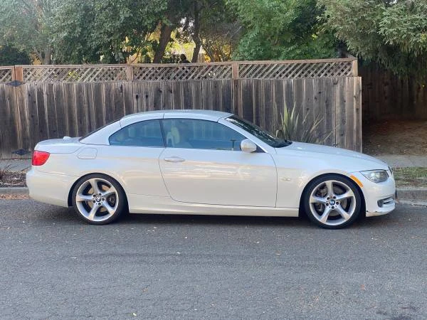 2011 BMW E93 335i Convertible - Image 5 of 13