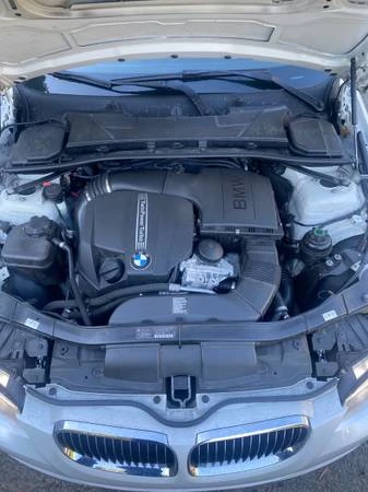 2011 BMW E93 335i Convertible - Image 13 of 13