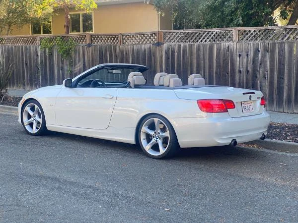 2011 BMW E93 335i Convertible - Image 8 of 13